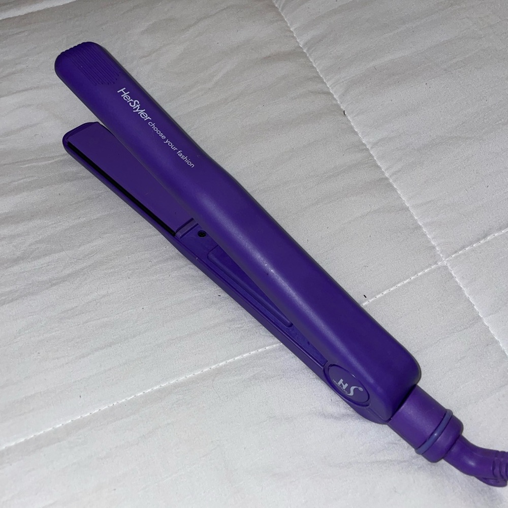 Herstyler straightener
